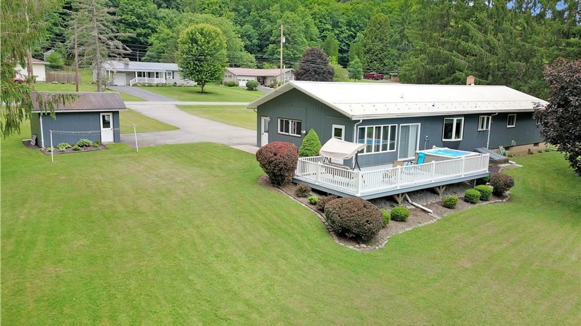 Property at 230 Wyoming Street, Warsaw, NY 14569 5
