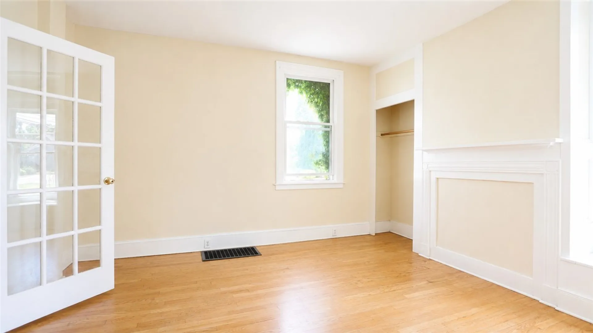 Property at 171 Pulteney St, Geneva City, NY 14456 15