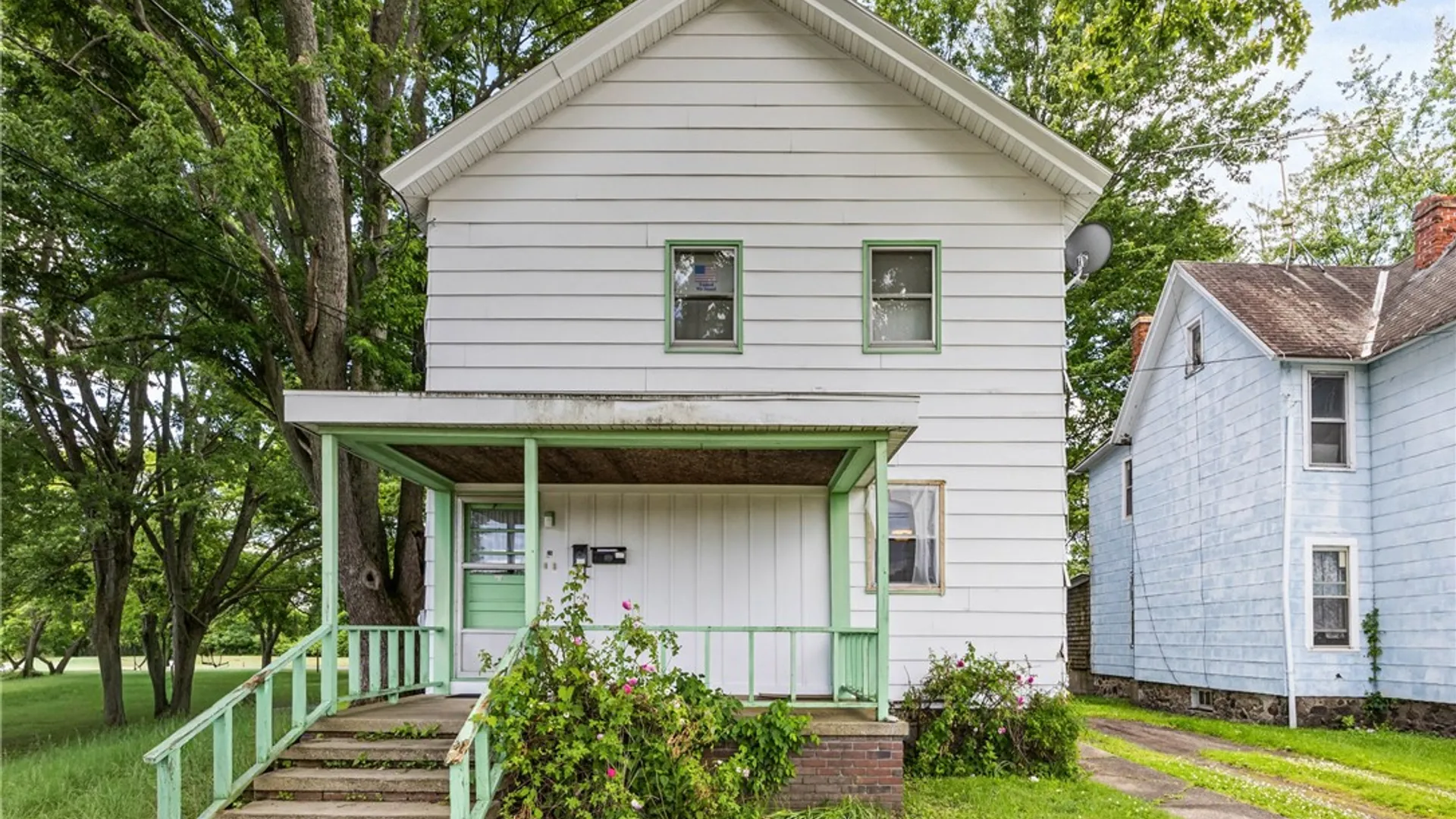 Property at 28 Franklin Street, Lyons, NY 14489 2