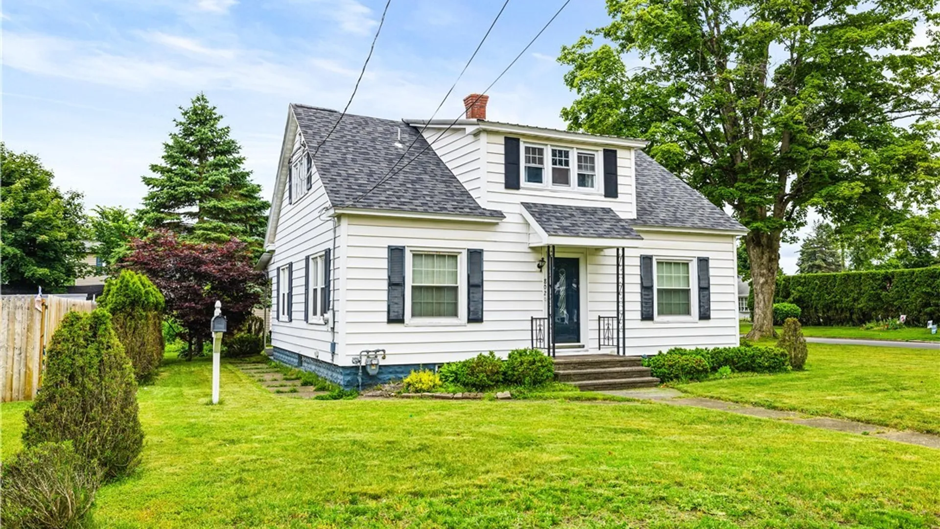 Property at 802 Oakwood Street, Rome, NY 13440 2