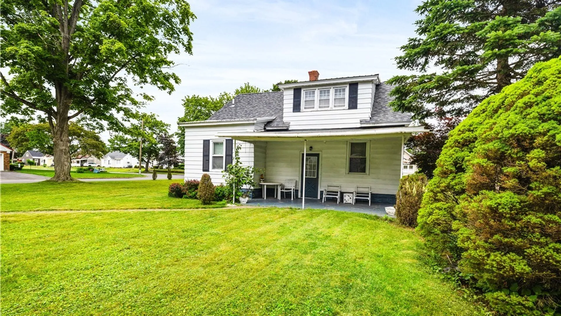 Property at 802 Oakwood Street, Rome, NY 13440 22