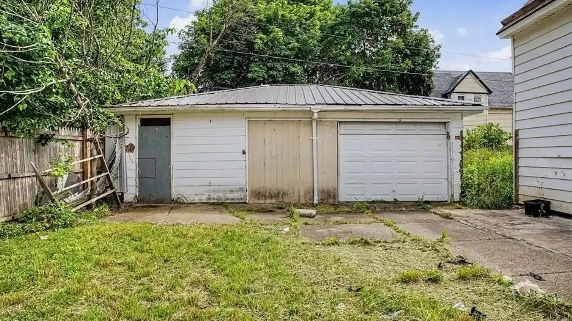Property at 2015 Genesee Street, Buffalo, NY 14211 10