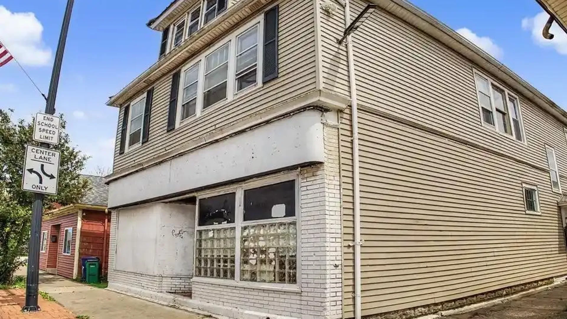 Property at 2015 Genesee Street, Buffalo, NY 14211 3