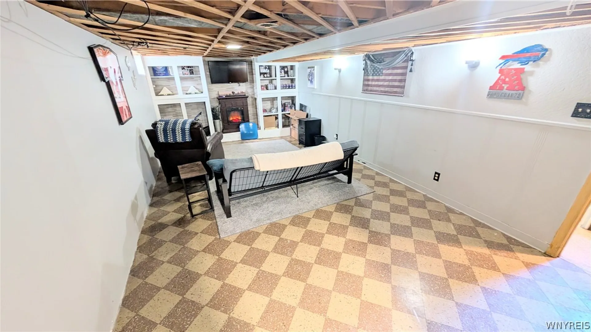 Property at 8915 Brookside Drive, Niagara Falls, NY 14304 17