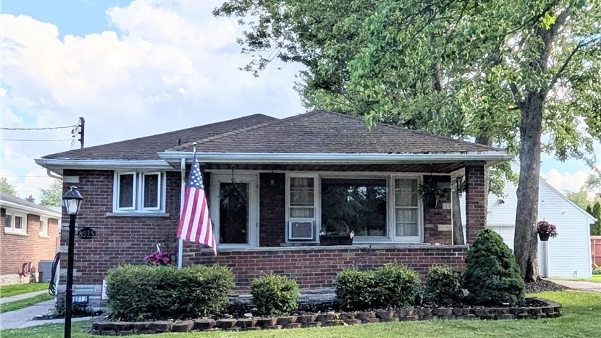 Property at 8915 Brookside Drive, Niagara Falls, NY 14304 28