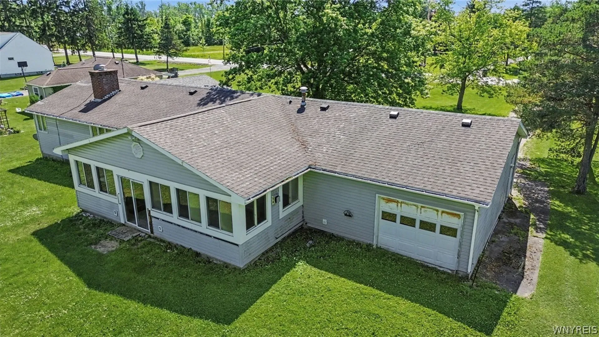Property at 3185 Townline Road, Alden, NY 14086 3