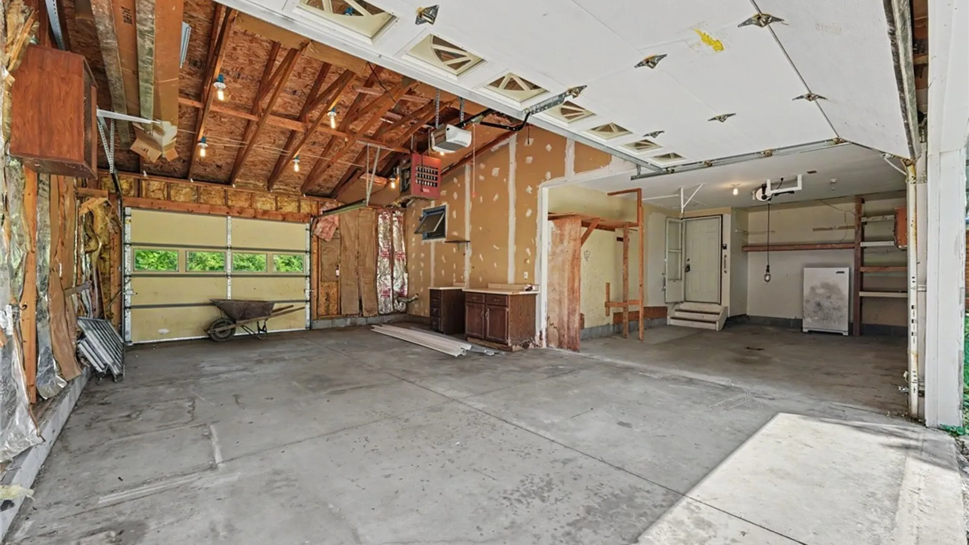 Property at 3185 Townline Road, Alden, NY 14086 9