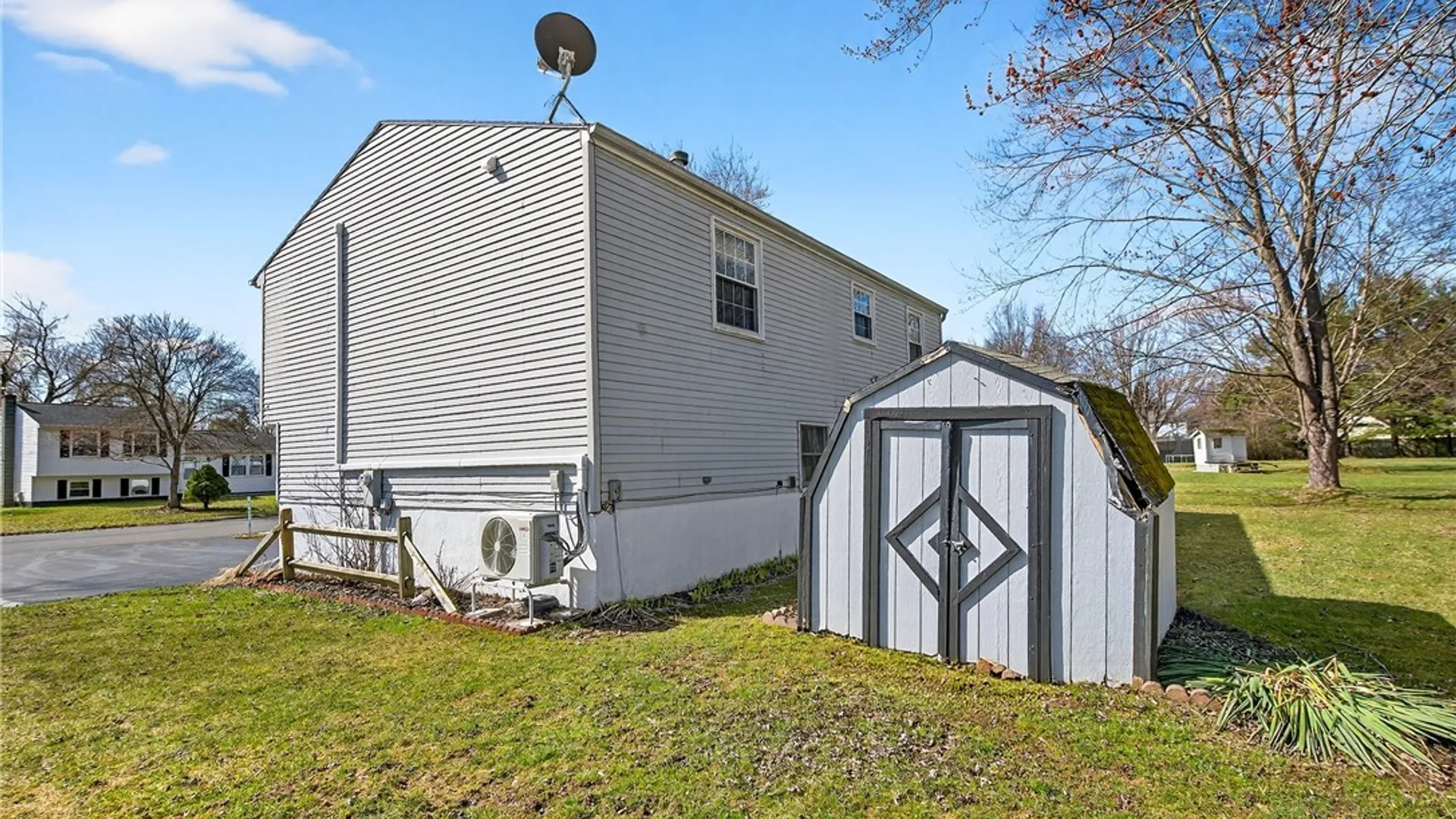 Property at 8237 Mantova Drive, Clay, NY 13041 35