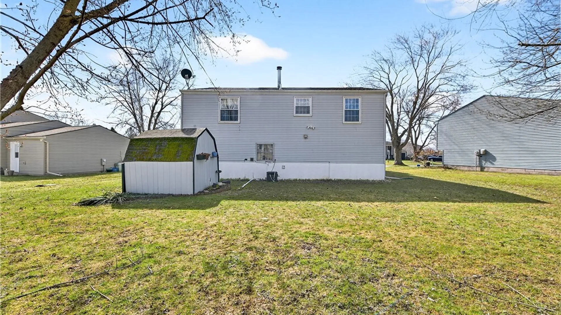 Property at 8237 Mantova Drive, Clay, NY 13041 36
