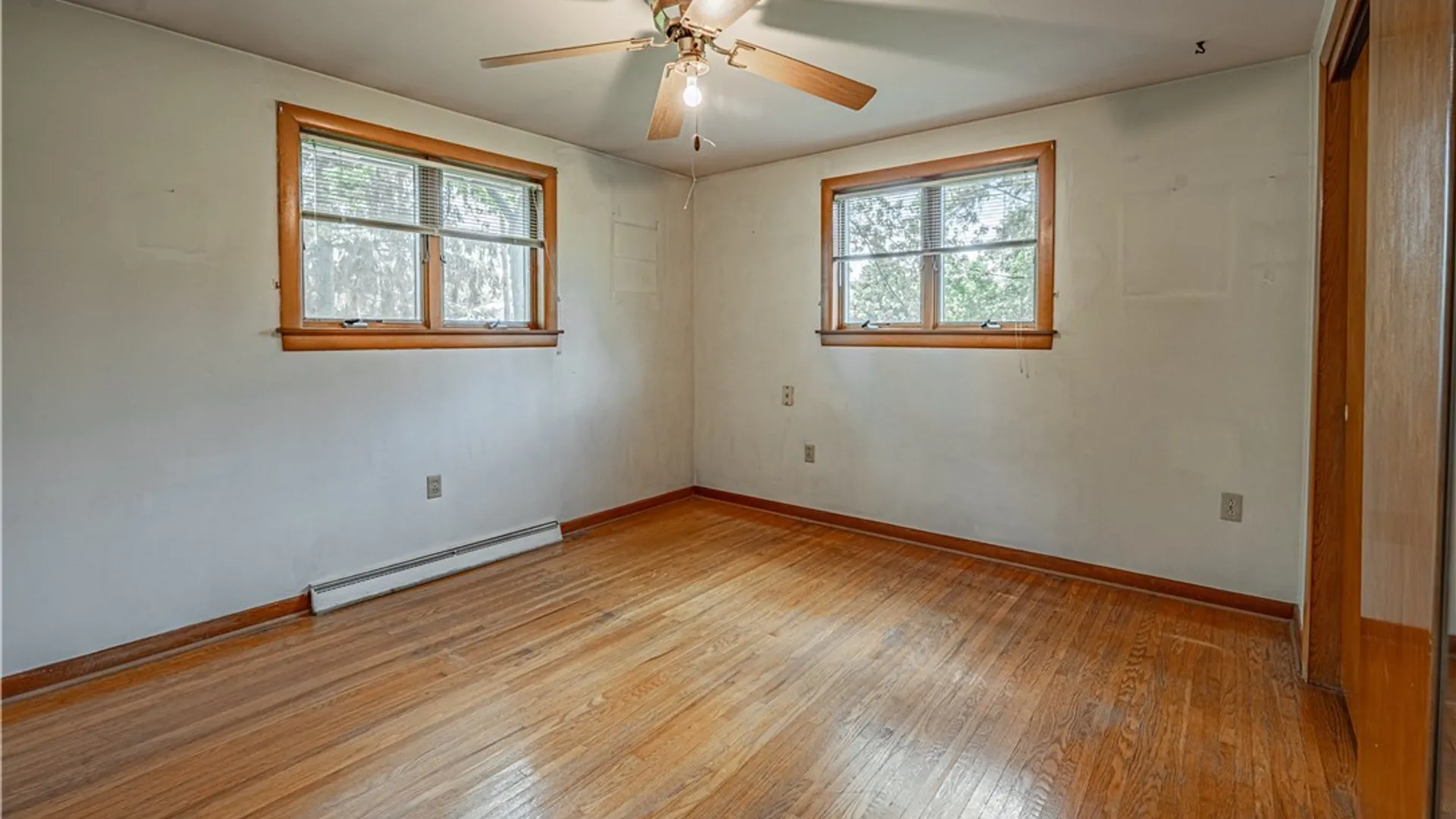 Property at 5812 Joanne Drive, Cambria, NY 14132 24