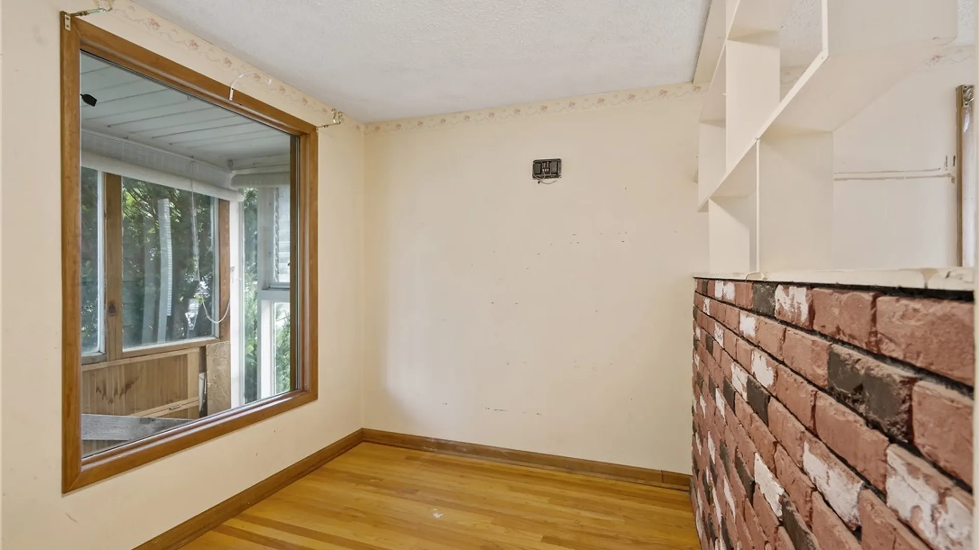 Property at 111 Wilmore Place, Syracuse, NY 13208 5