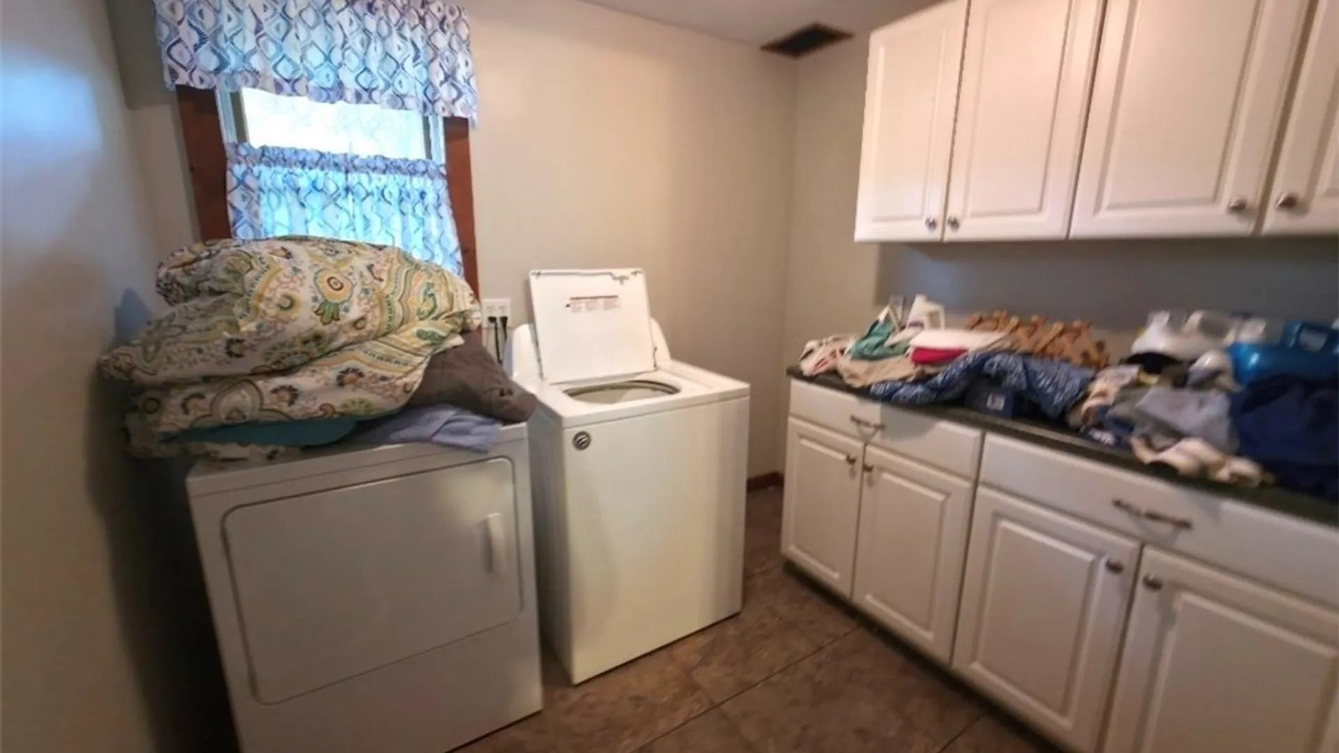 Property at 556 Liberty Street, Elmira City, NY 14904 5
