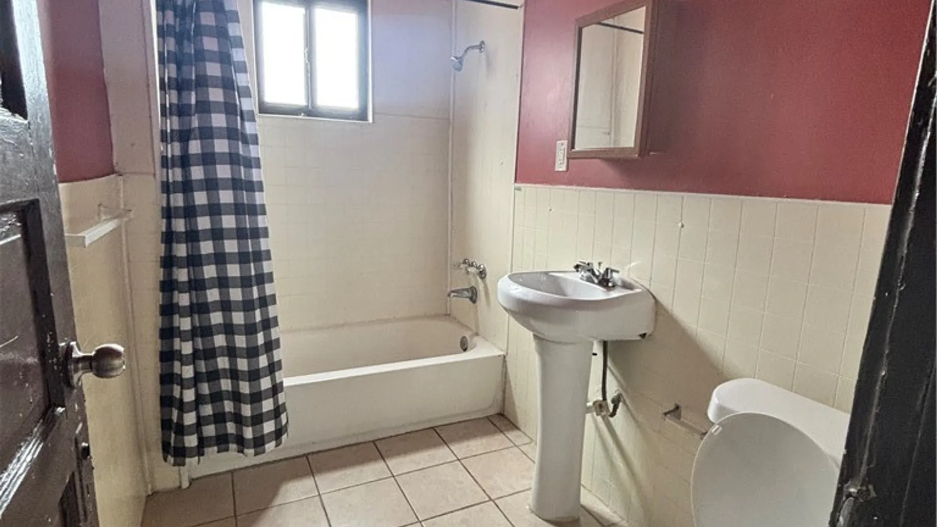 Property at 408 Koons Avenue, Buffalo, NY 14211 3