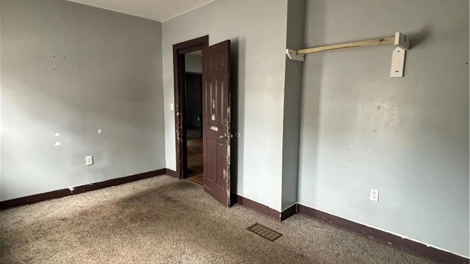 Property at 408 Koons Avenue, Buffalo, NY 14211 8