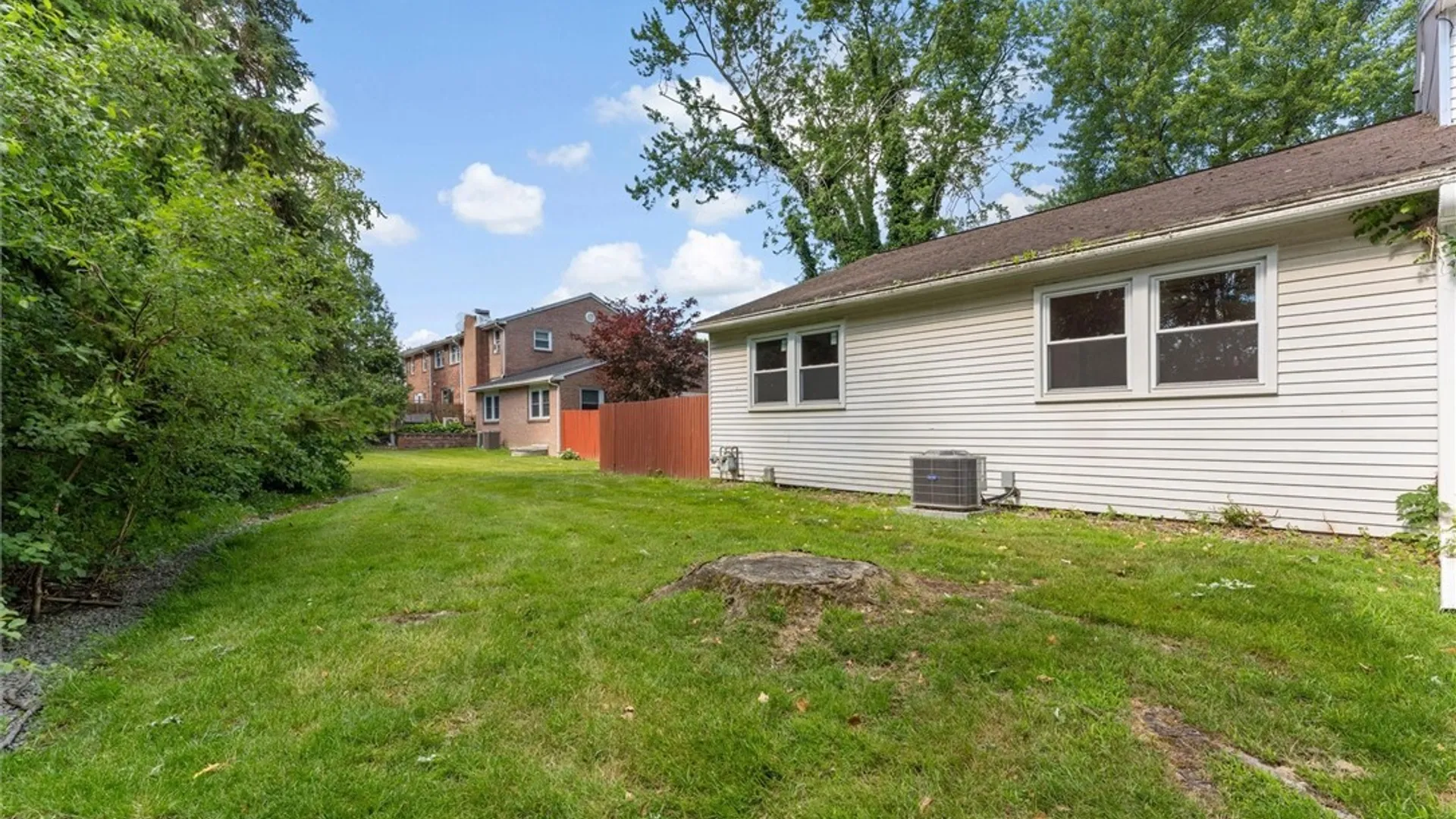 Property at 4327 Belmont Drive, Clay, NY 13090 25