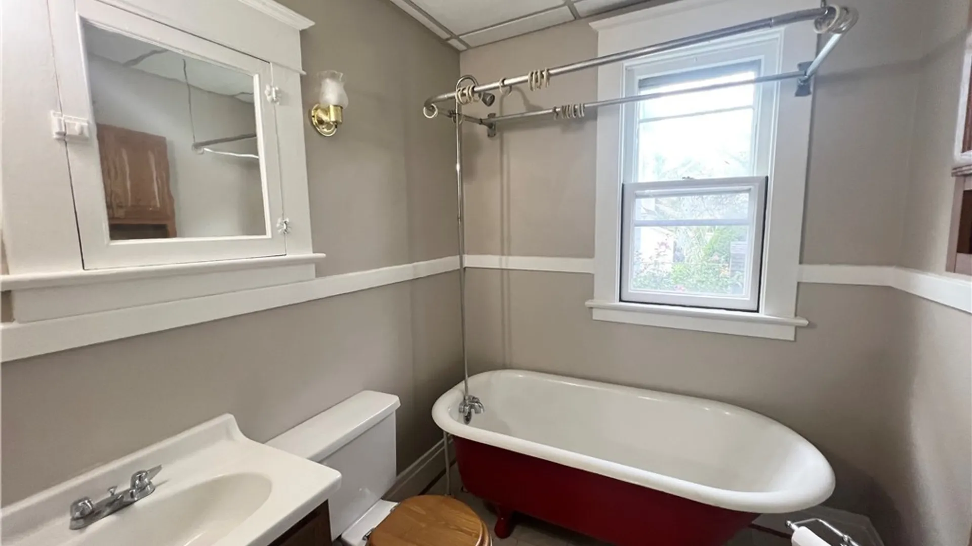 Property at 22 Edgewood Avenue, Buffalo, NY 14220 14