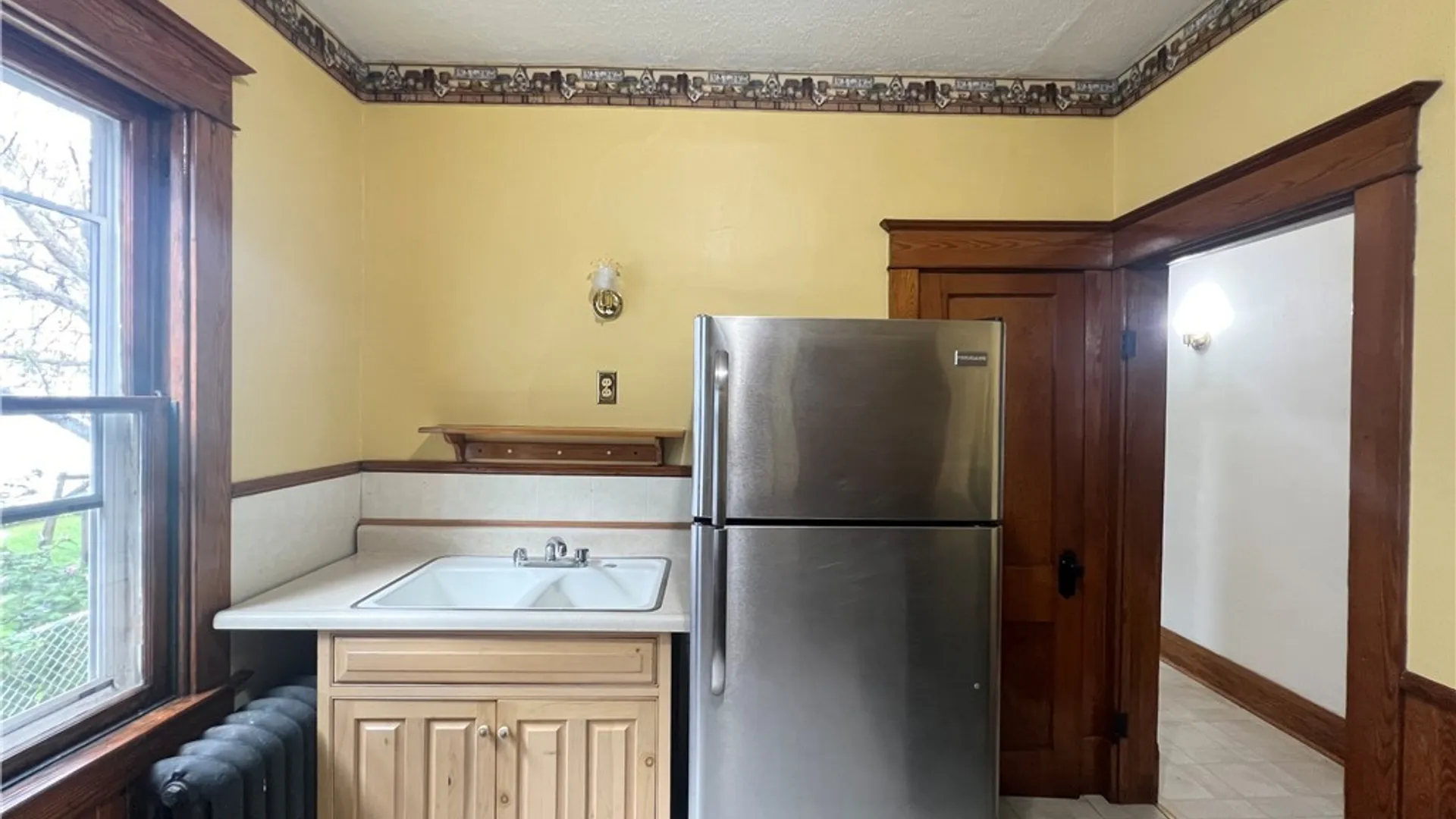 Property at 22 Edgewood Avenue, Buffalo, NY 14220 4