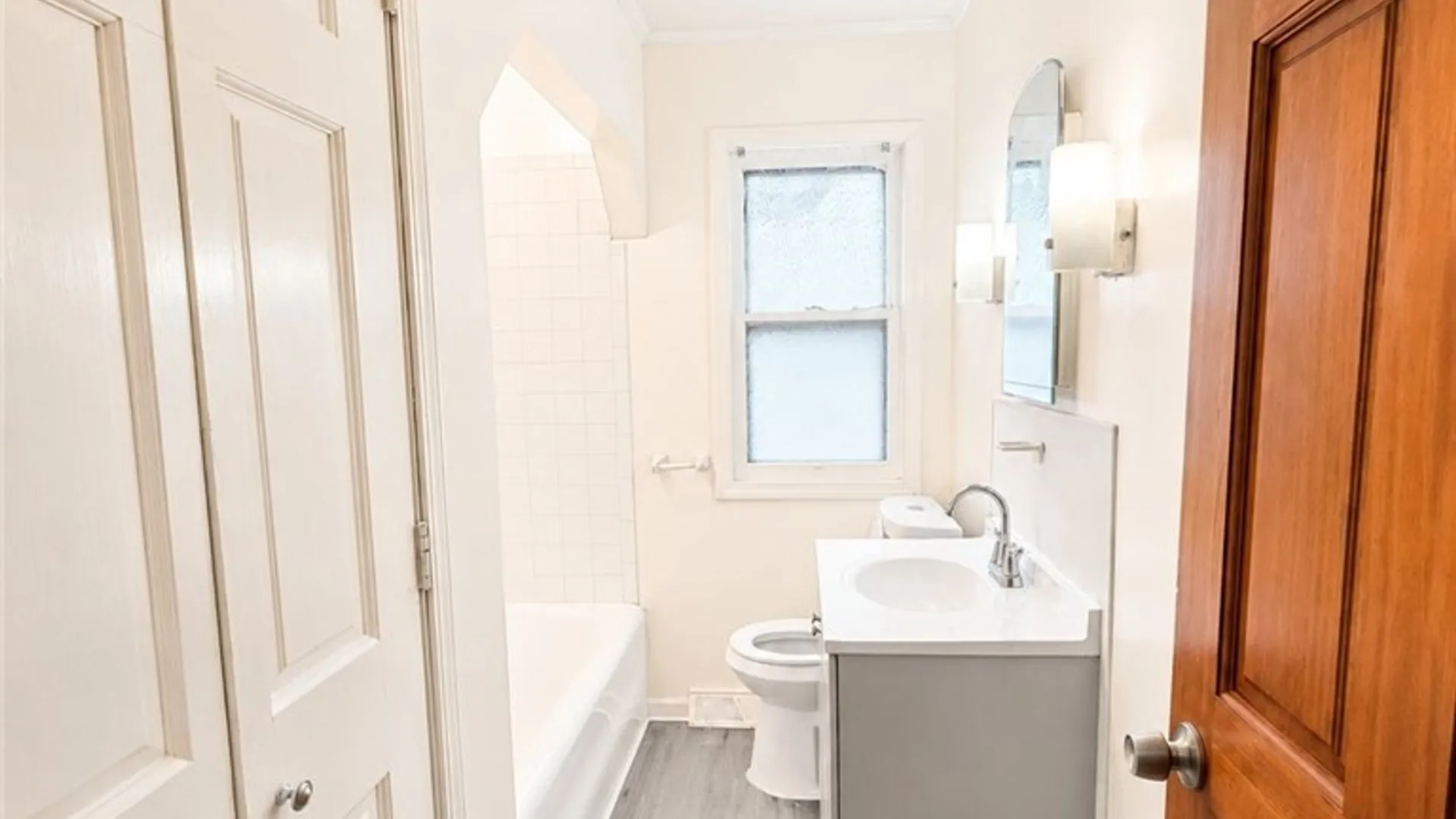 Property at 31 Dartmouth Avenue, Buffalo, NY 14215 21