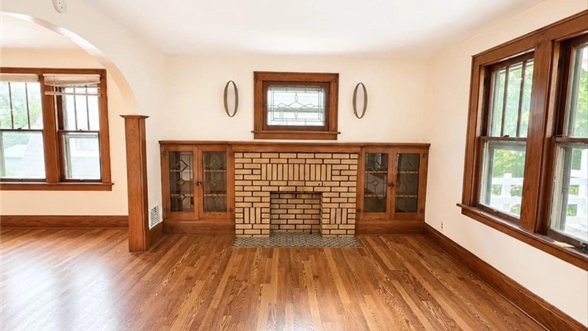 Property at 31 Dartmouth Avenue, Buffalo, NY 14215 25