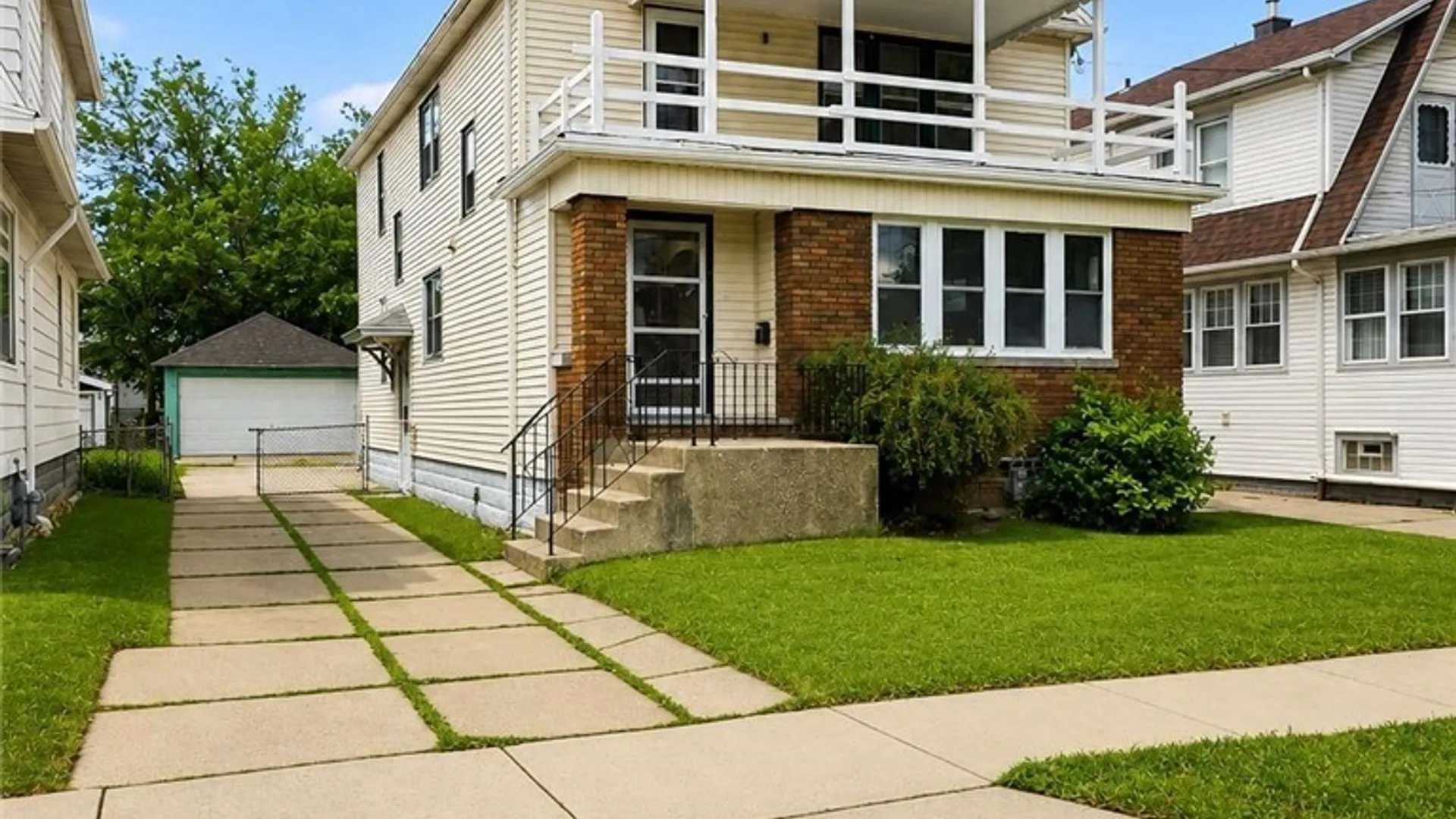 Property at 31 Dartmouth Avenue, Buffalo, NY 14215 3