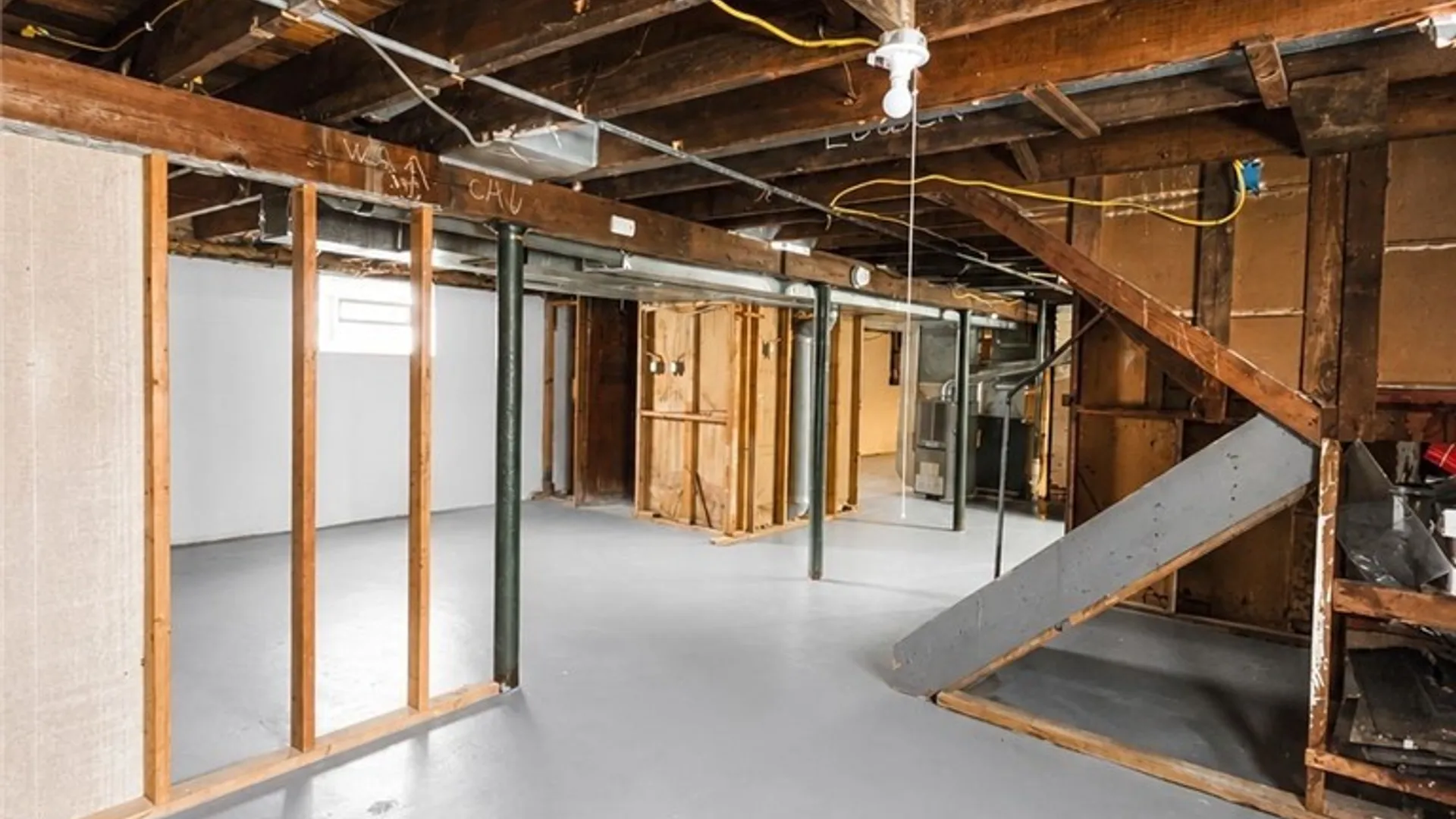 Property at 31 Dartmouth Avenue, Buffalo, NY 14215 43