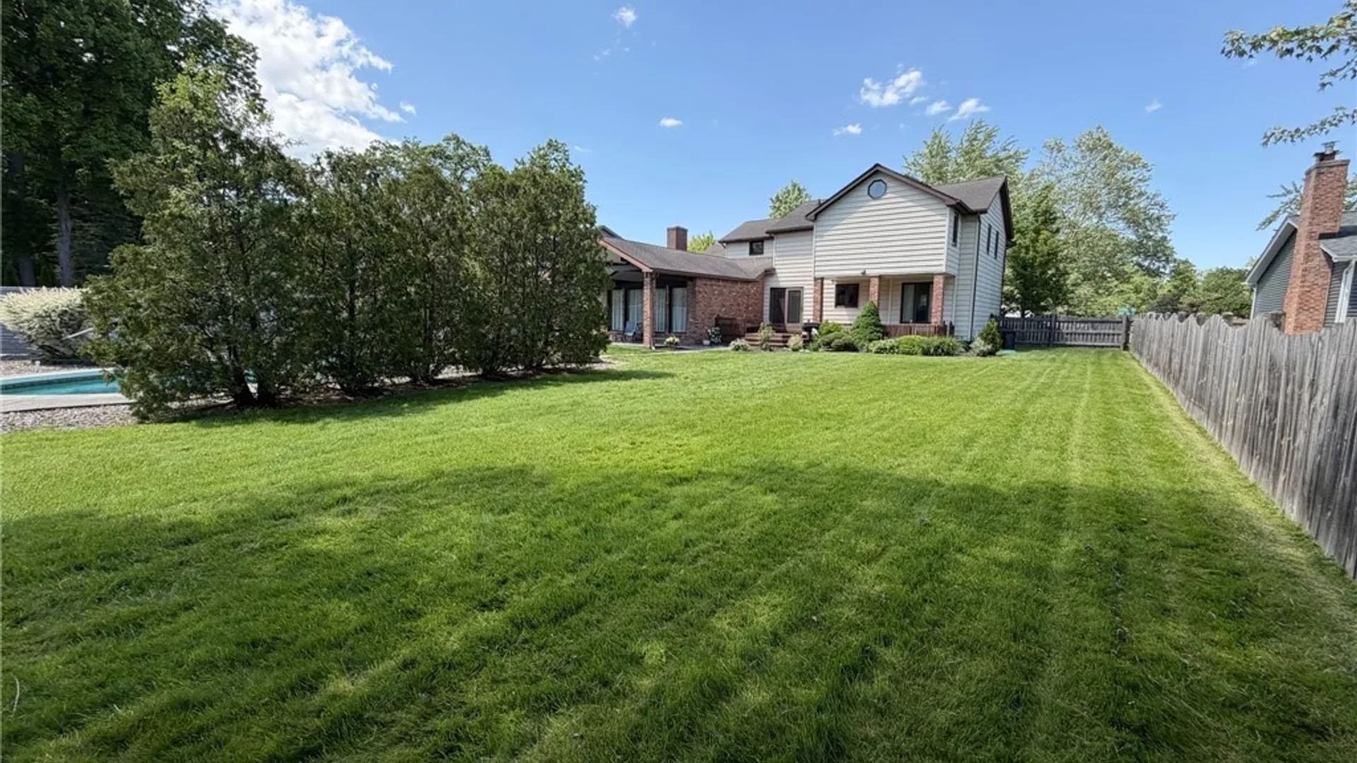 Property at 66 Amberwood Drive, Grand Island, NY 14072 26