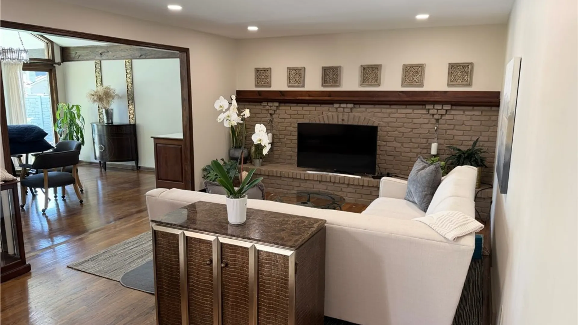 Property at 66 Amberwood Drive, Grand Island, NY 14072 9