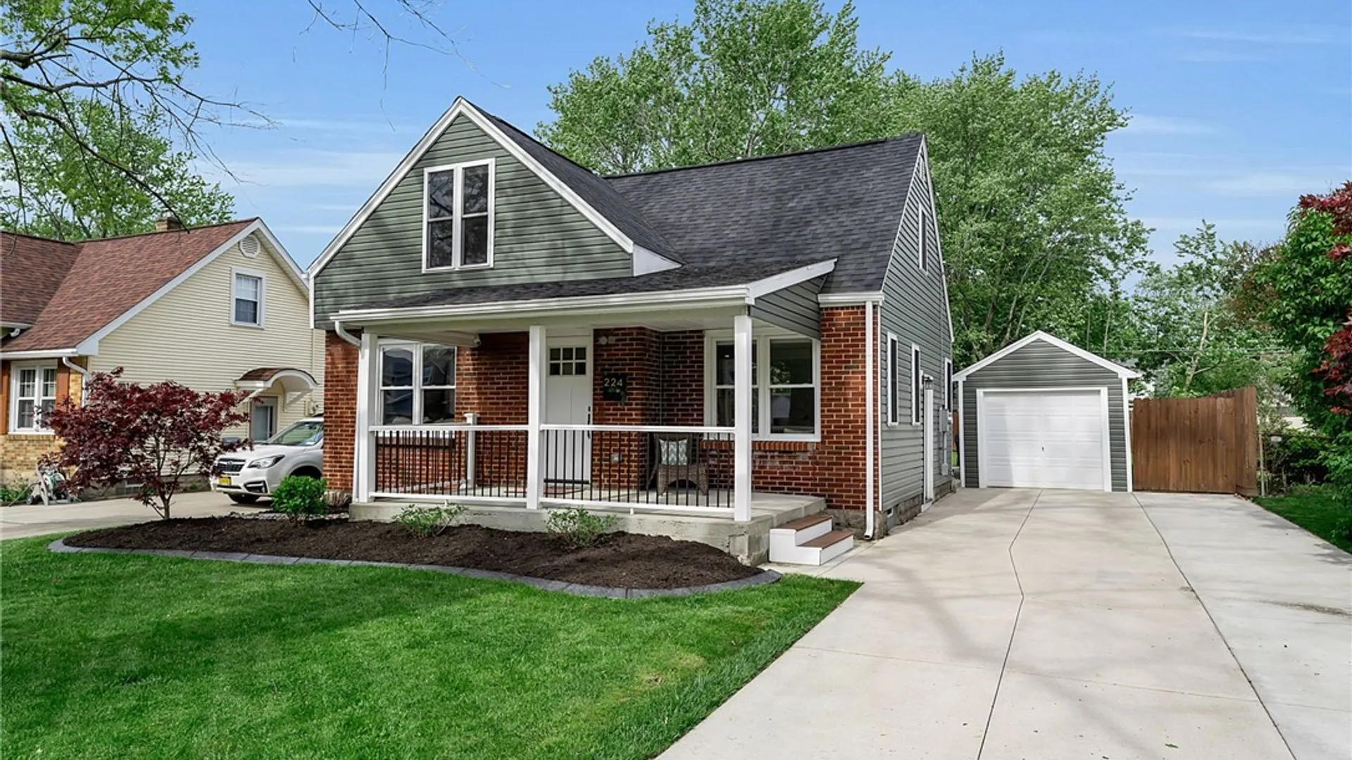 Property at 224 S Huxley Drive, Cheektowaga, NY 14225 2