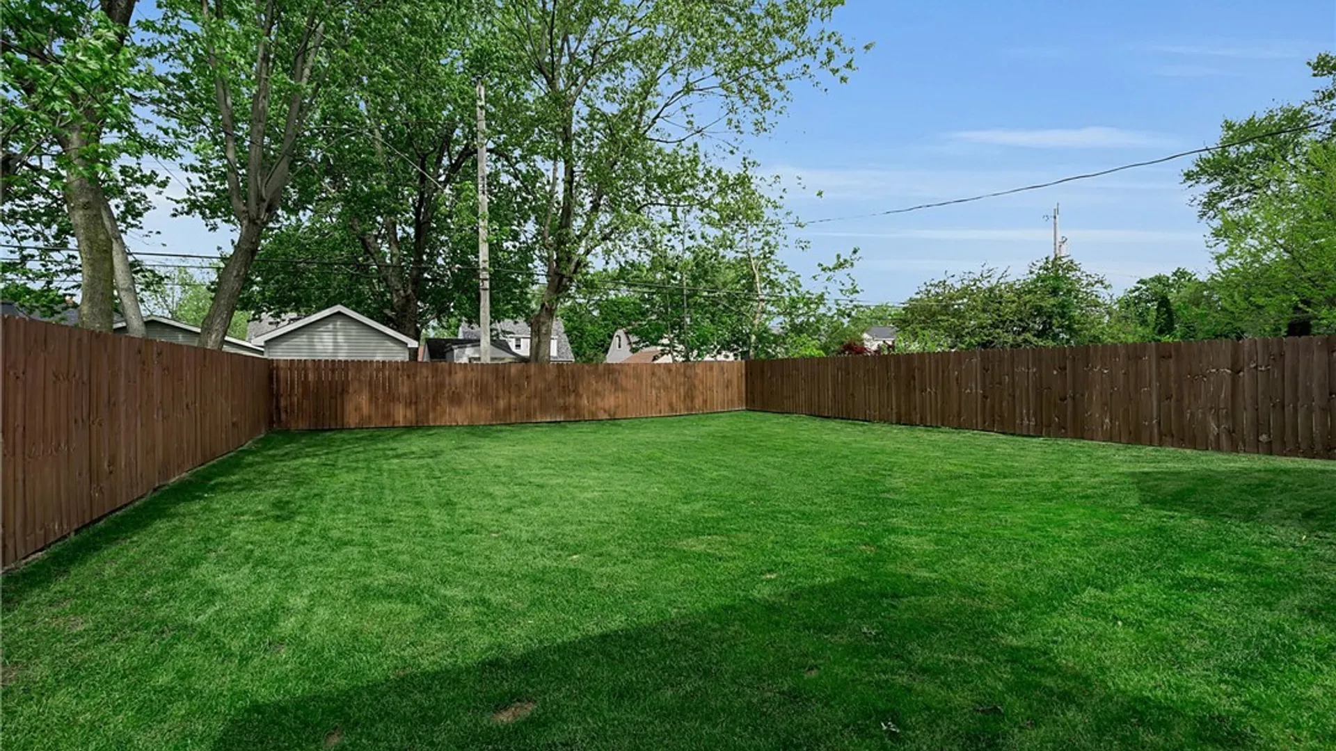 Property at 224 S Huxley Drive, Cheektowaga, NY 14225 24