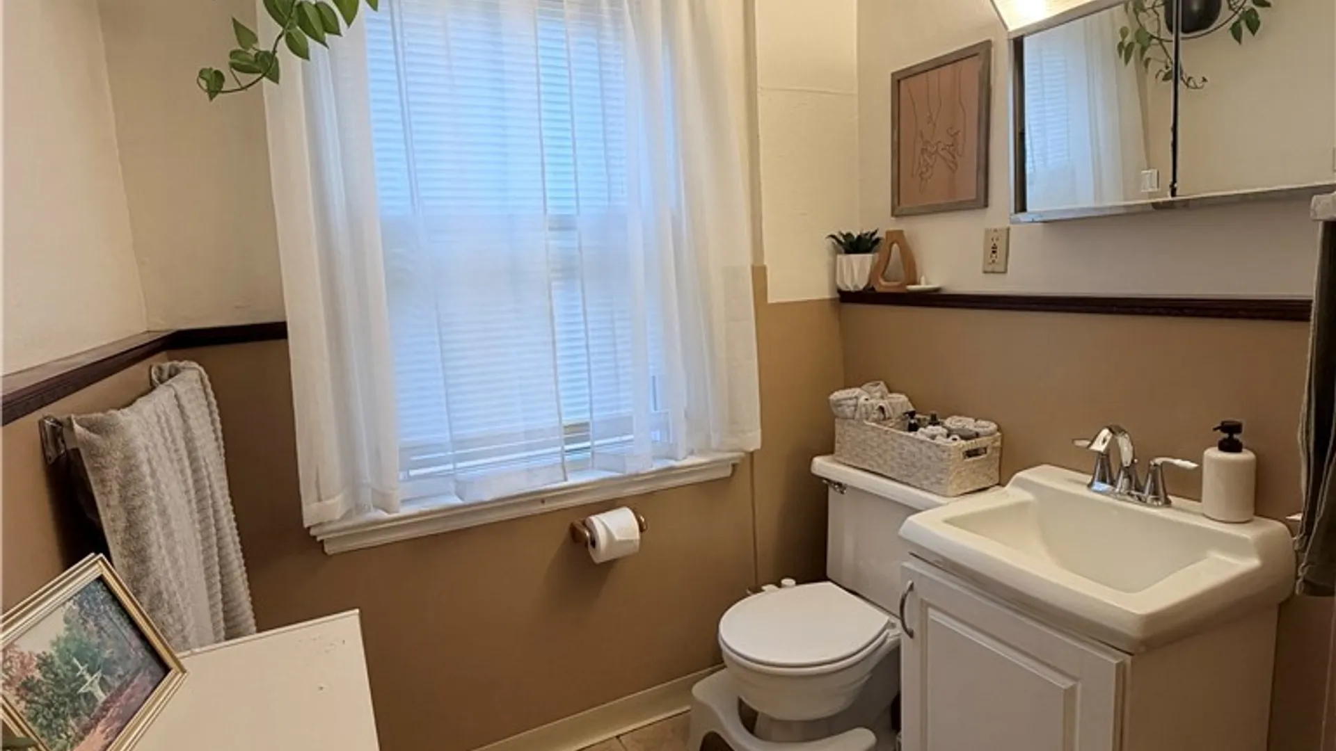 Property at 579 W Delavan Ave Avenue, Buffalo, NY 14222 13