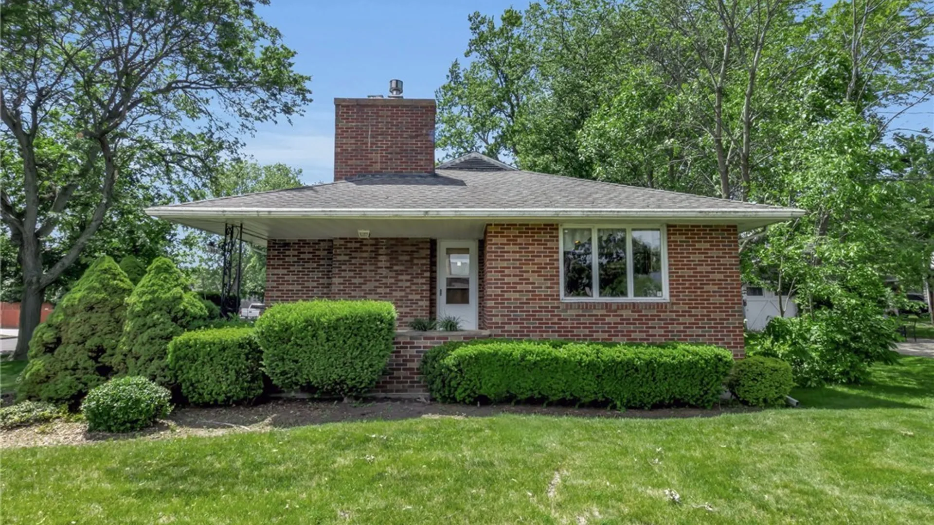 Property at 200 Delaware Road, Tonawanda, NY 14217 3