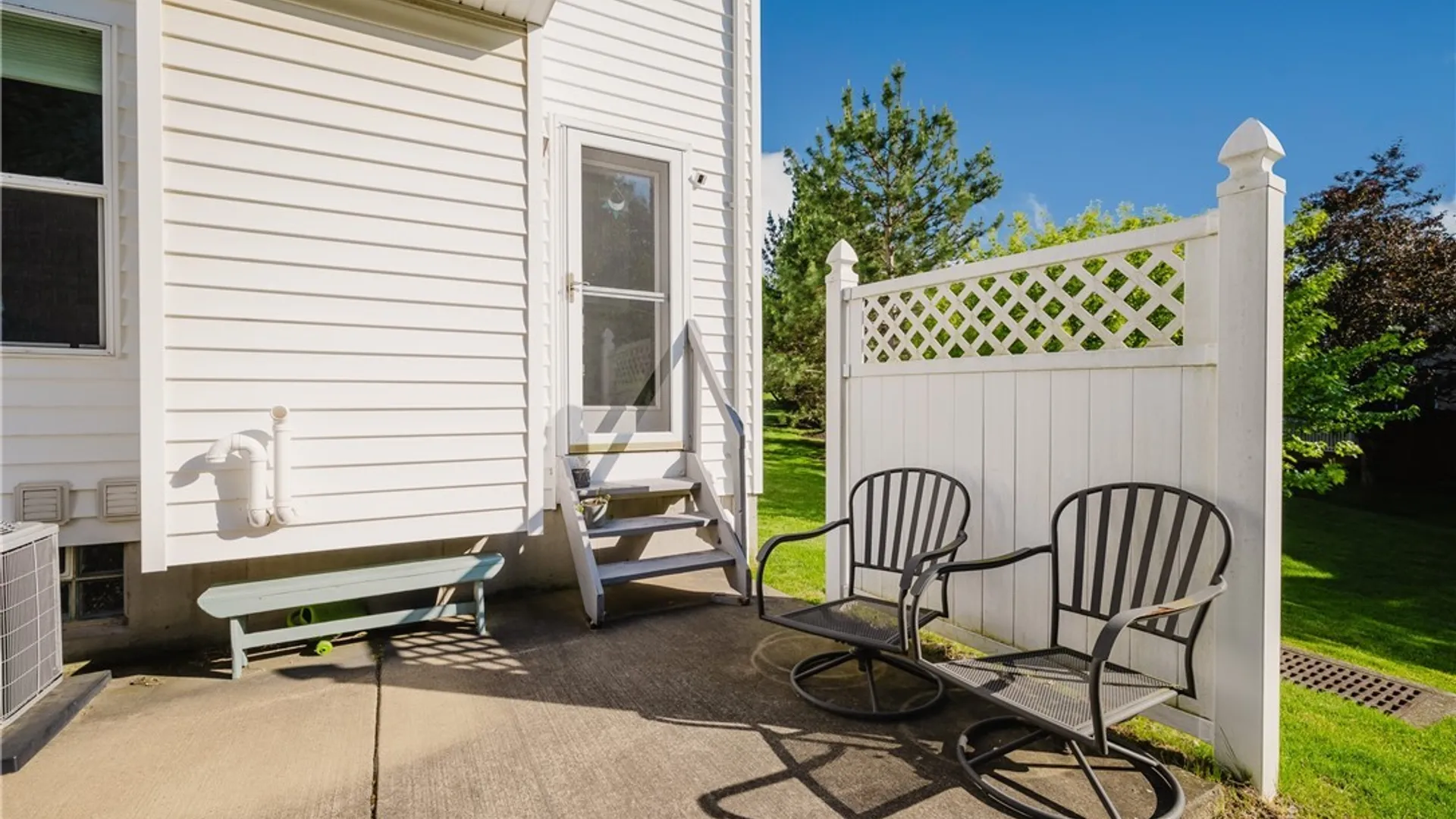 Property at 451 3rd Avenue, Amherst, NY 14221 4