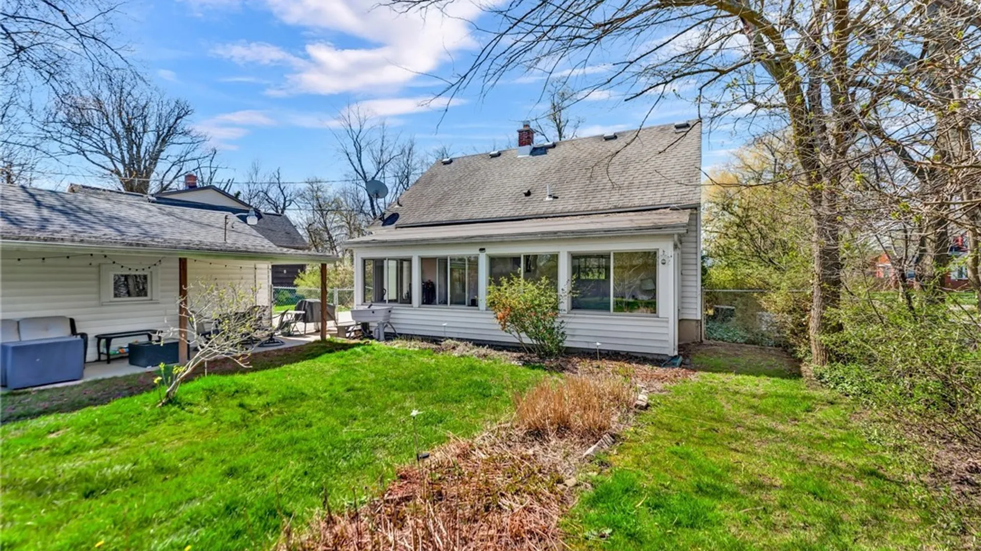Property at 252 Royal Parkway, Amherst, NY 14221 5