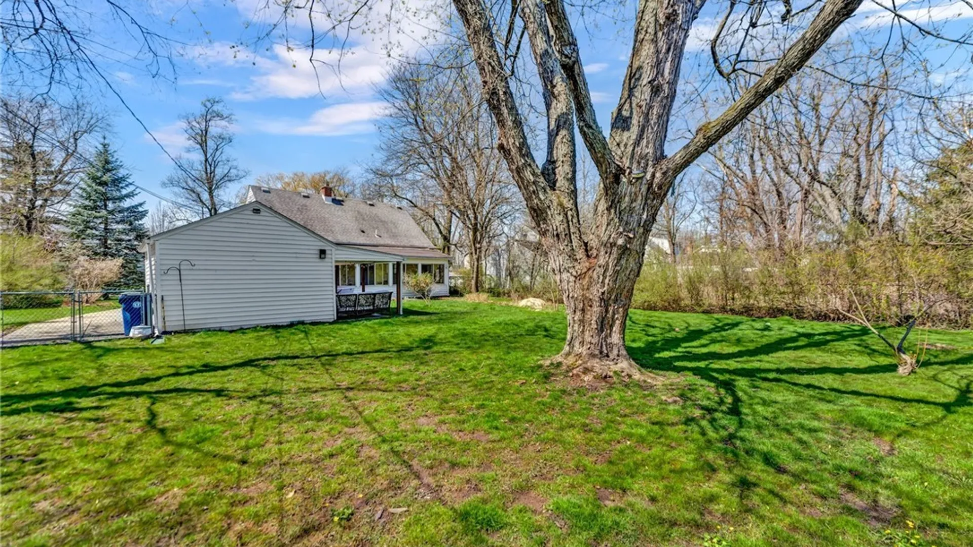 Property at 252 Royal Parkway, Amherst, NY 14221 6