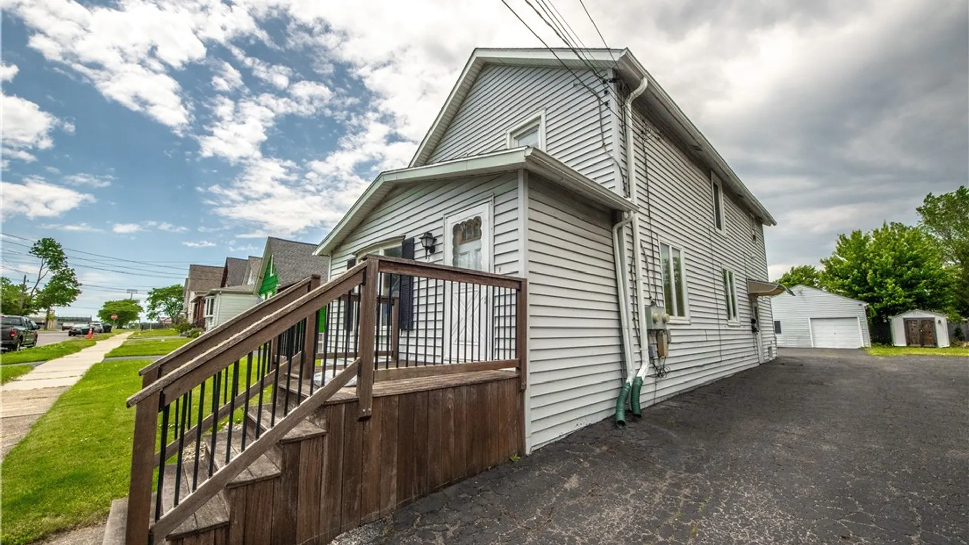 Property at 570 Broad Street, Tonawanda, NY 14150 2