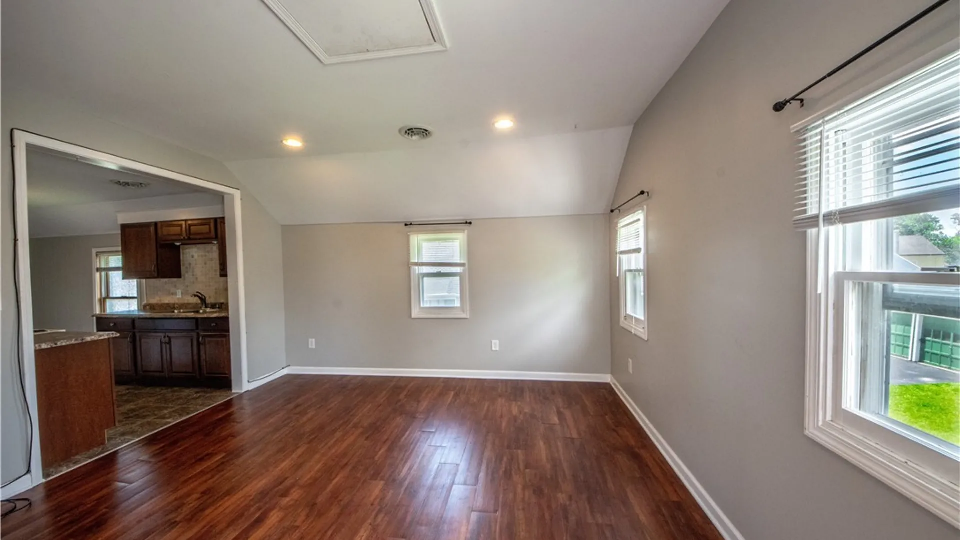 Property at 570 Broad Street, Tonawanda, NY 14150 32