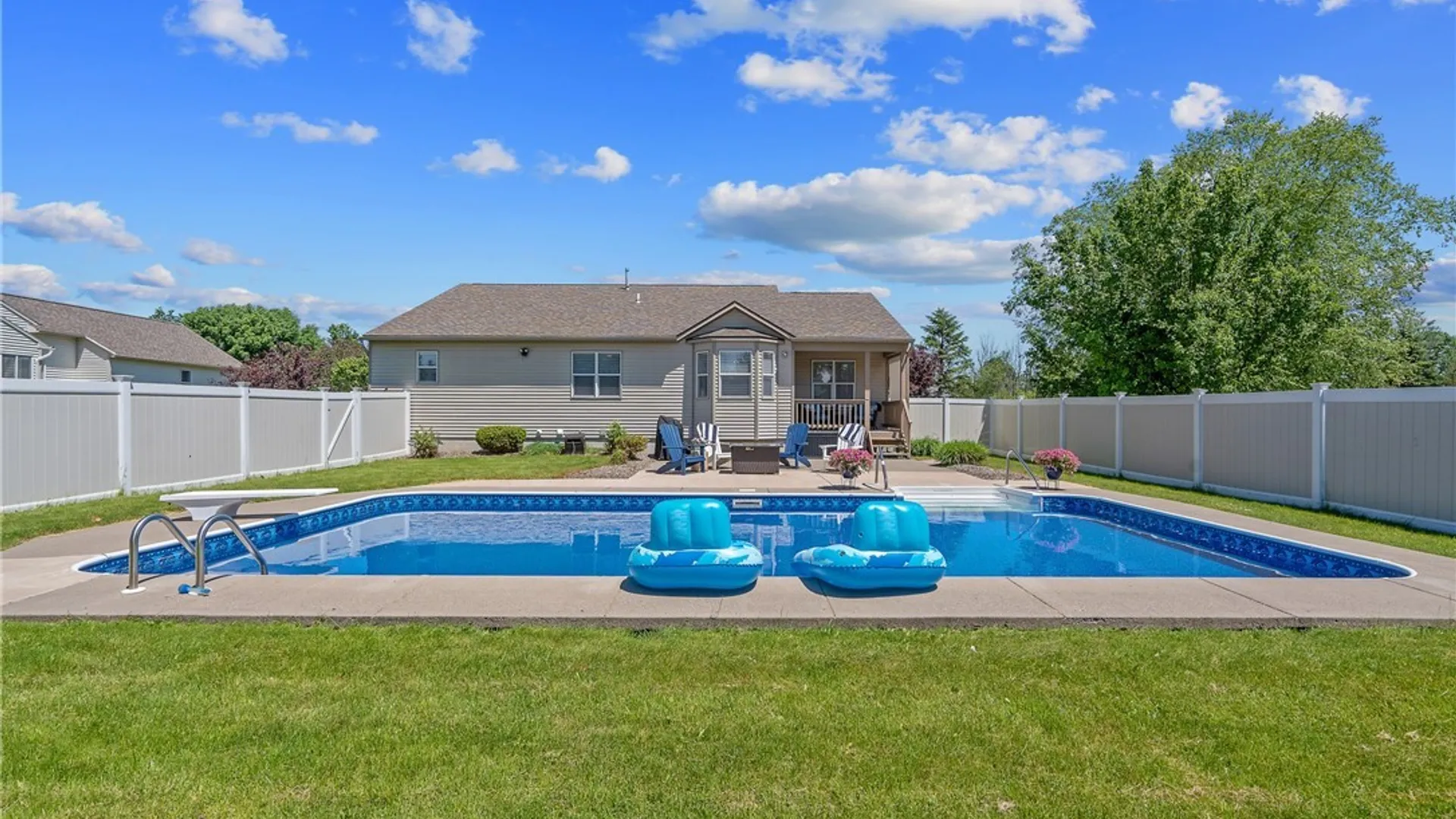 Property at 7921 Rose Court Drive, Cicero, NY 13039 29