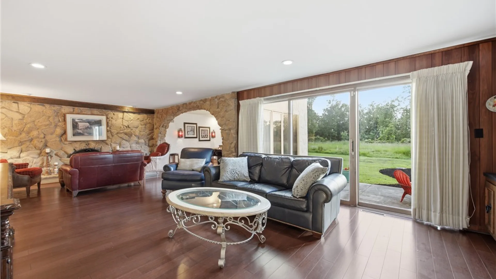 Property at 220 Crestwood Court, Amherst, NY 14221 16