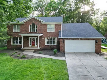 Property at 200 Deerwood Lane, Grand Island, NY 14072