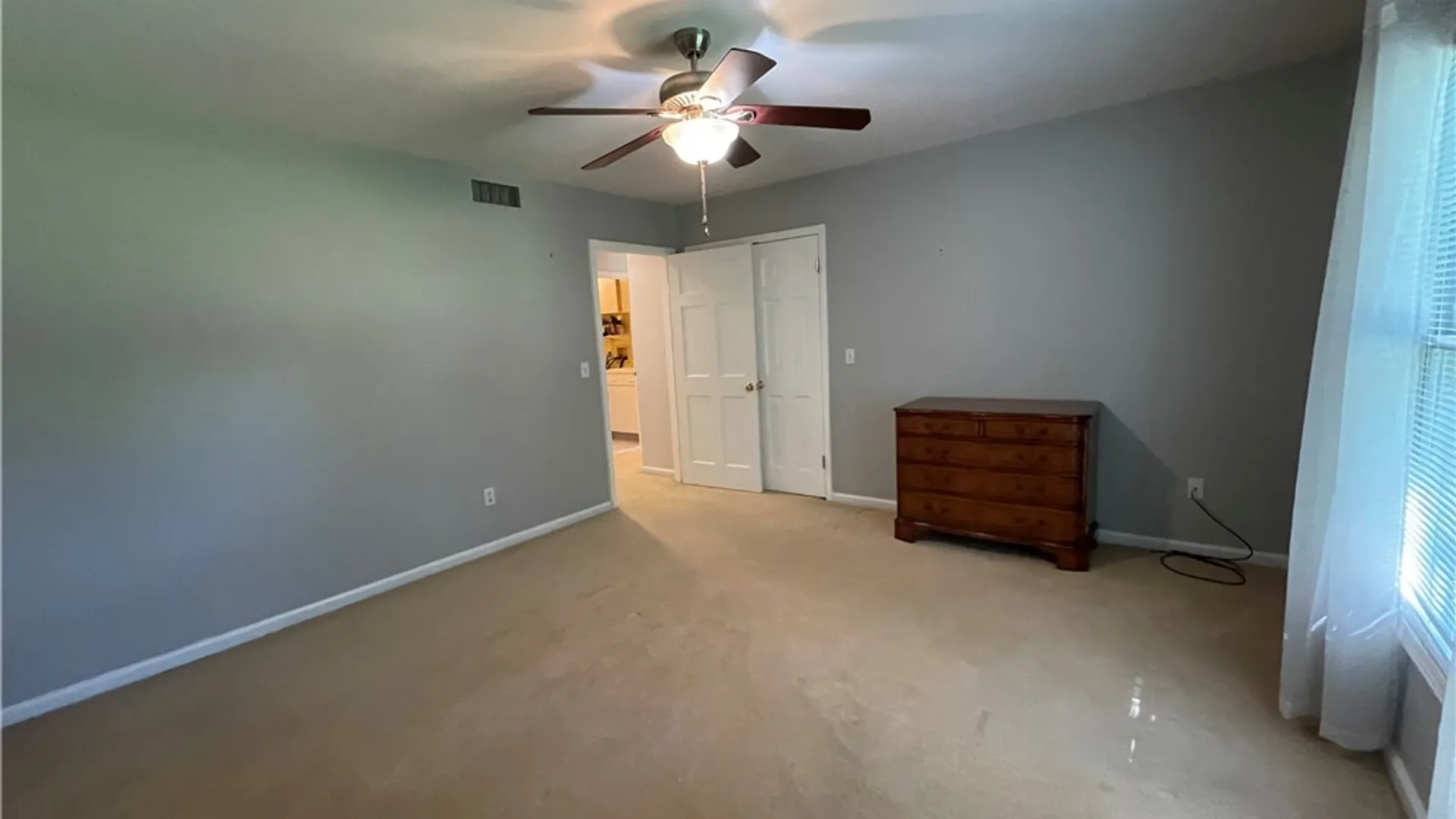 Property at 200 Deerwood Lane, Grand Island, NY 14072 23