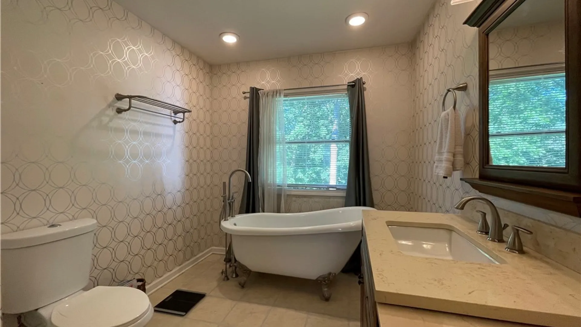 Property at 200 Deerwood Lane, Grand Island, NY 14072 31