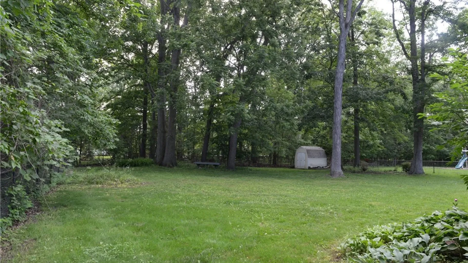 Property at 200 Deerwood Lane, Grand Island, NY 14072 50