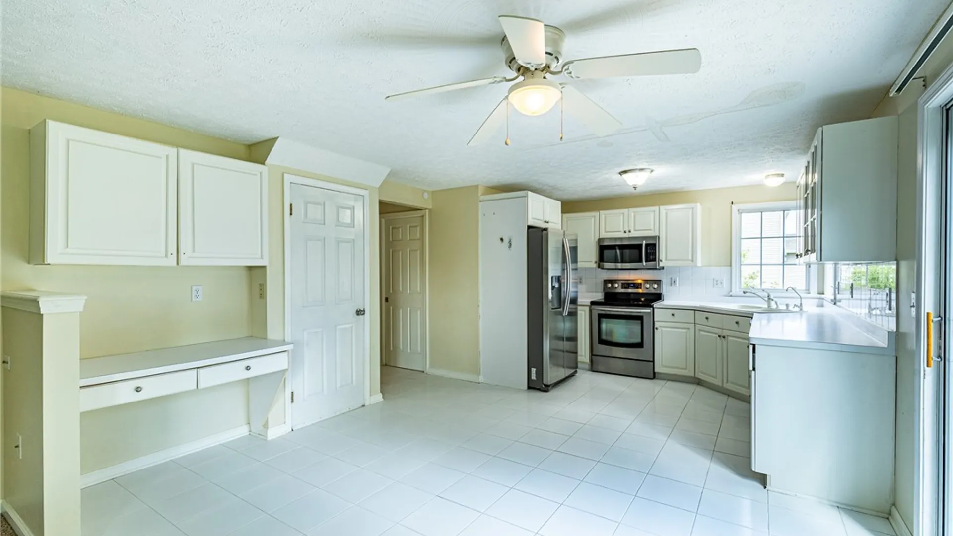 Property at 531 Brixton Trail, Webster, NY 14580 12