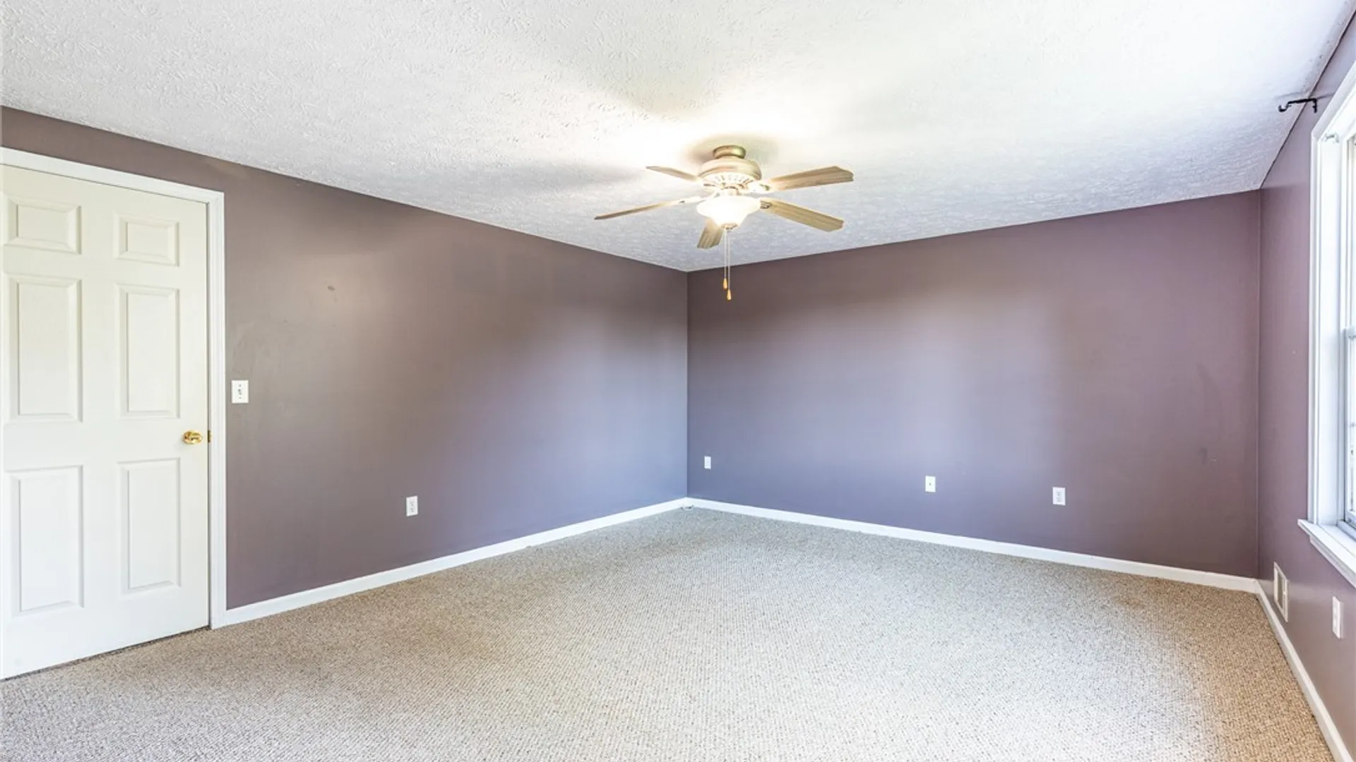 Property at 531 Brixton Trail, Webster, NY 14580 31