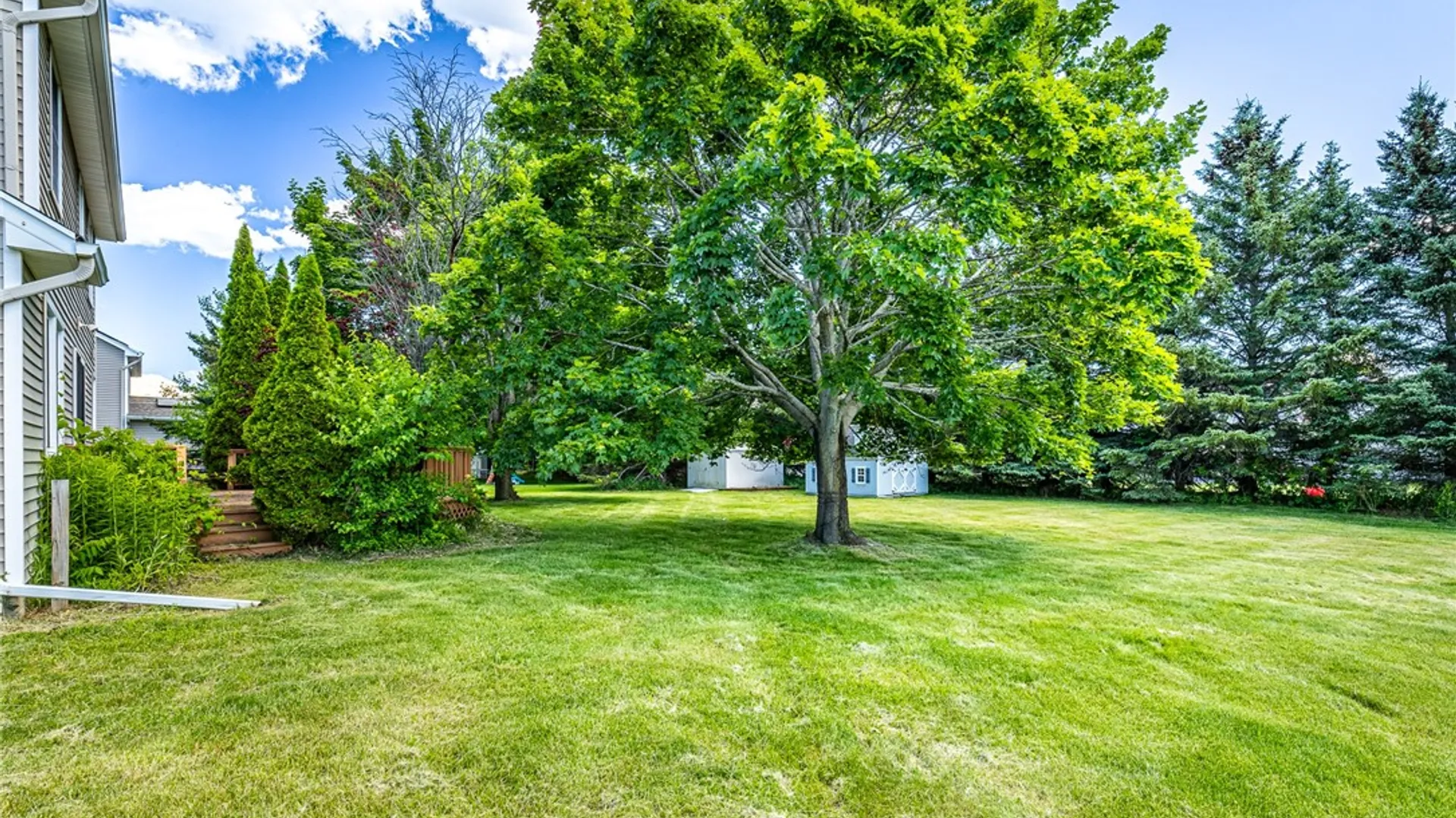 Property at 531 Brixton Trail, Webster, NY 14580 46