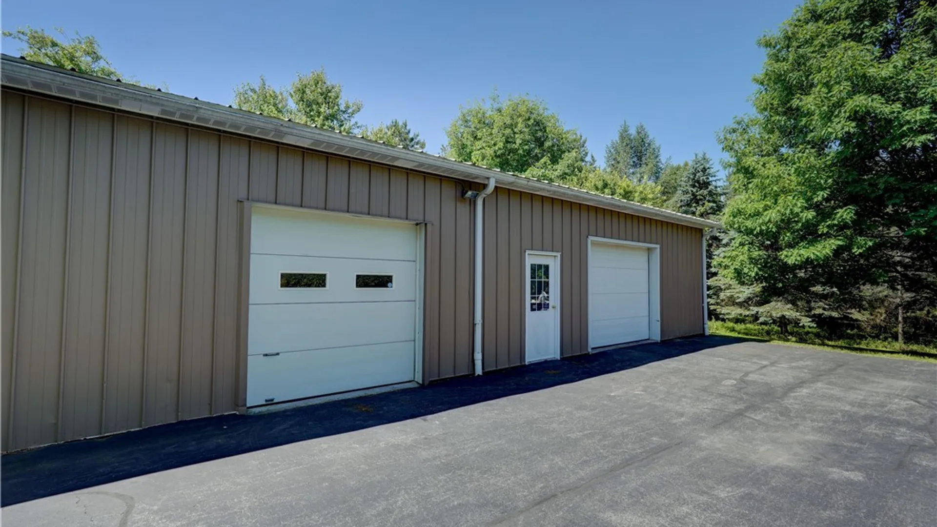 Property at 1893 Cordon Bleu Drive, West Bloomfield, NY 14475 44