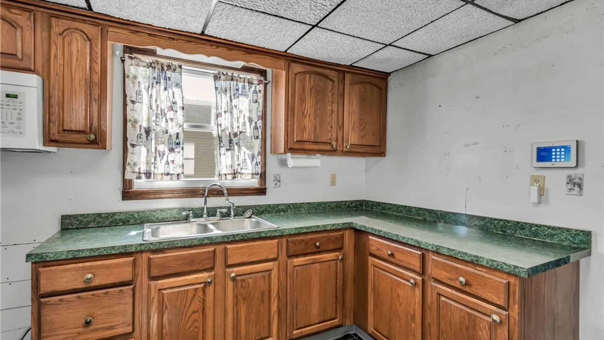 Property at 90 Keever Avenue, Lackawanna, NY 14218 23
