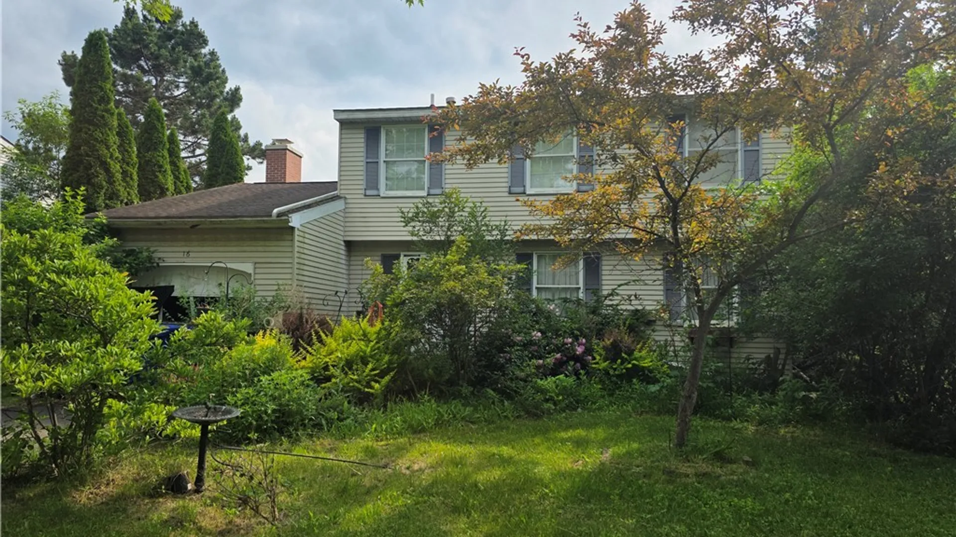 Property at 16 Glenmar Drive, West Seneca, NY 14224 2