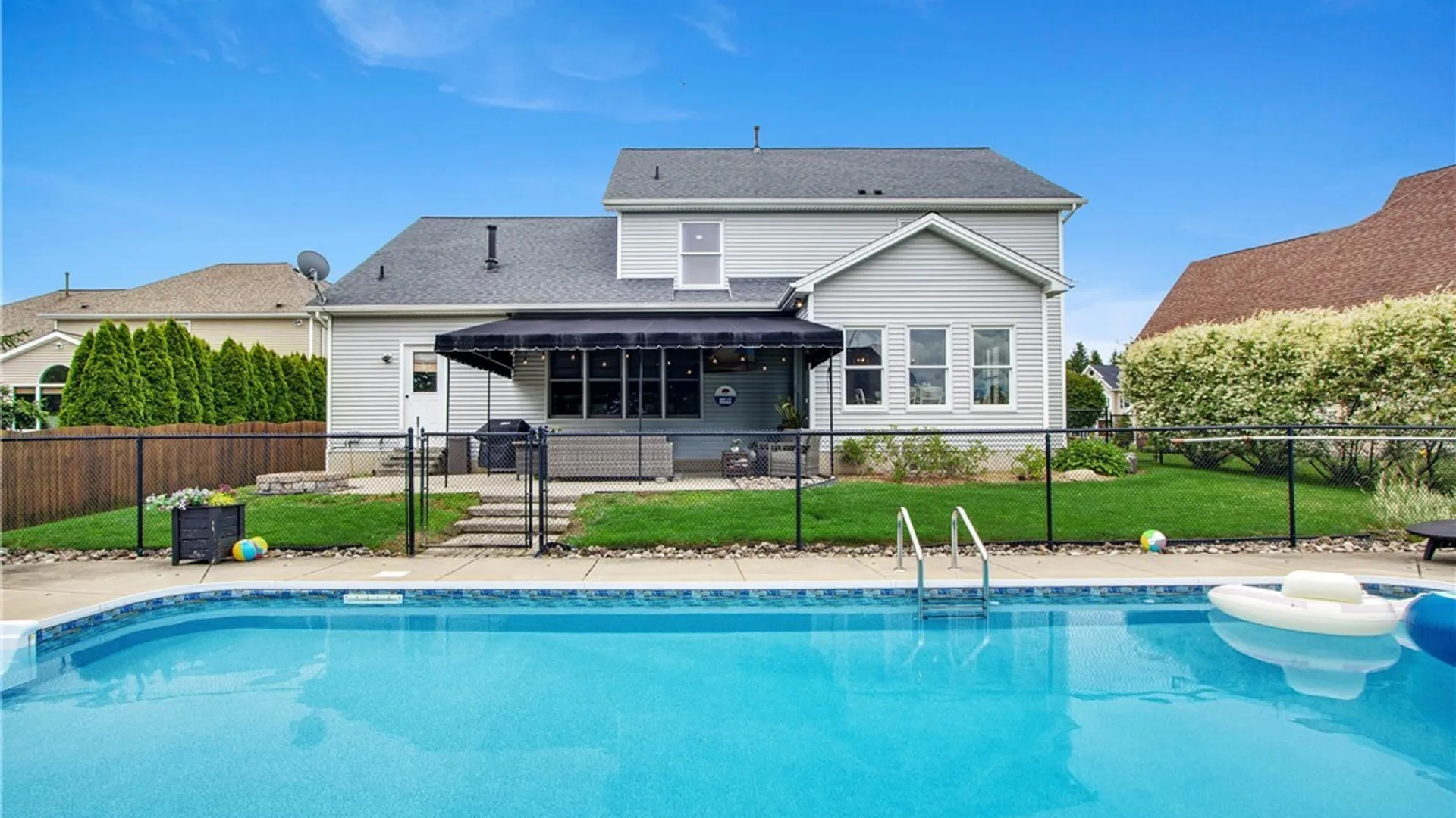 Property at 11 Heathrow Court, Lancaster, NY 14086 42
