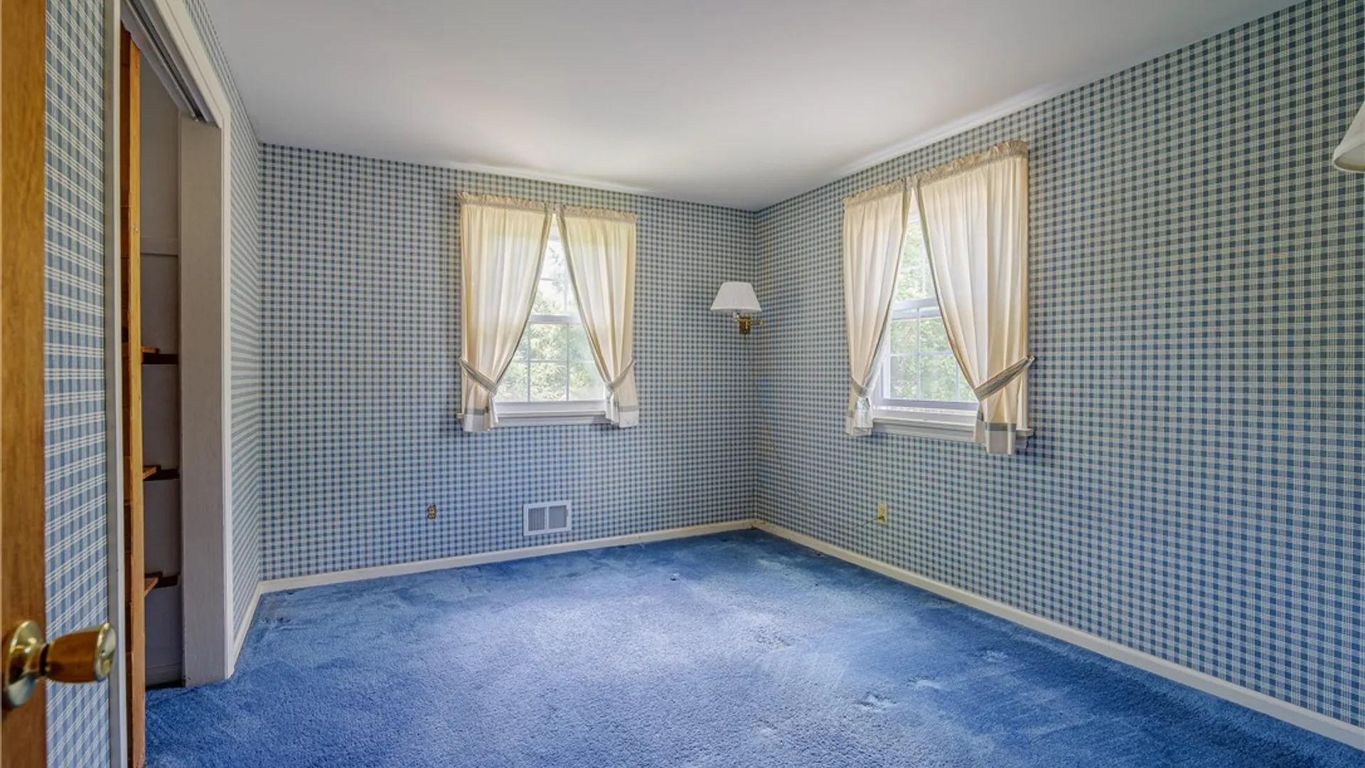 Property at 22 Snowberry Circle, Penfield, NY 14526 28